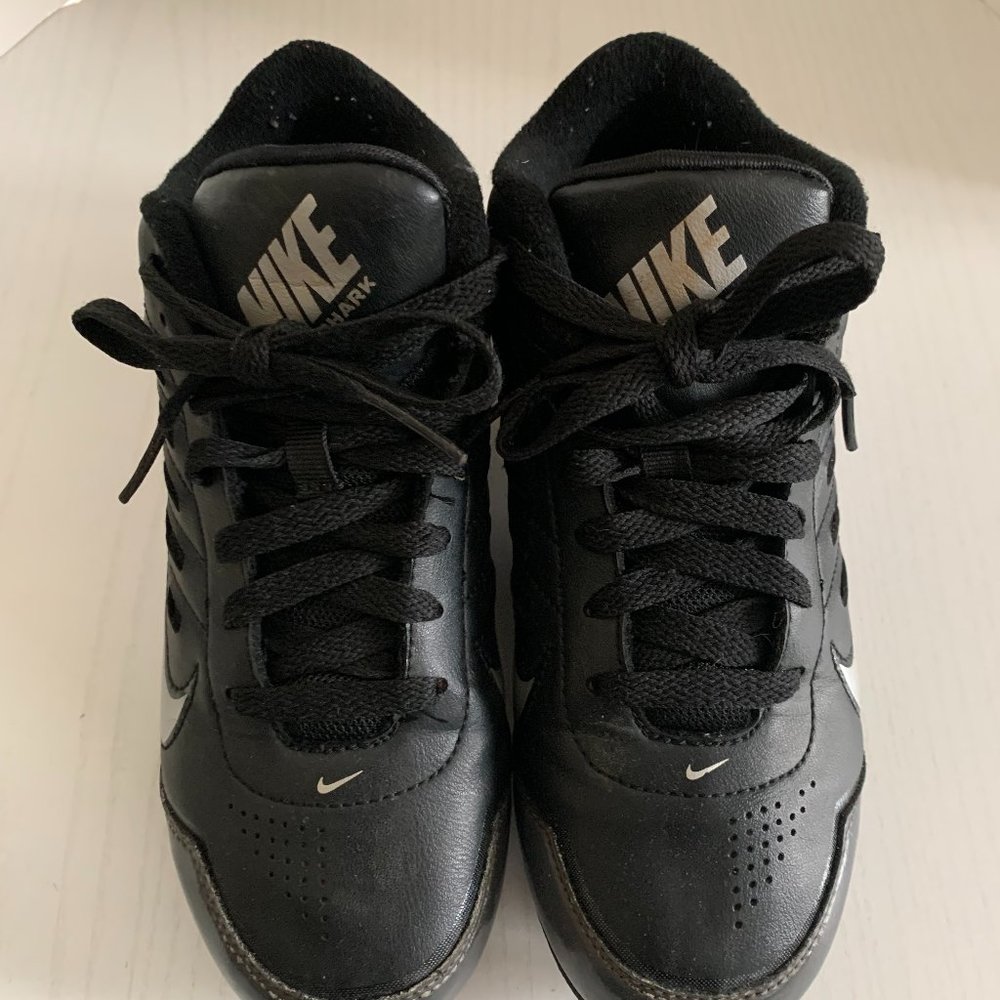 Nike Cleats Athletic Shoes Youth Sz 4.5Y